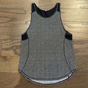 Lululemon Black and White Sculpt Tank - Size 4